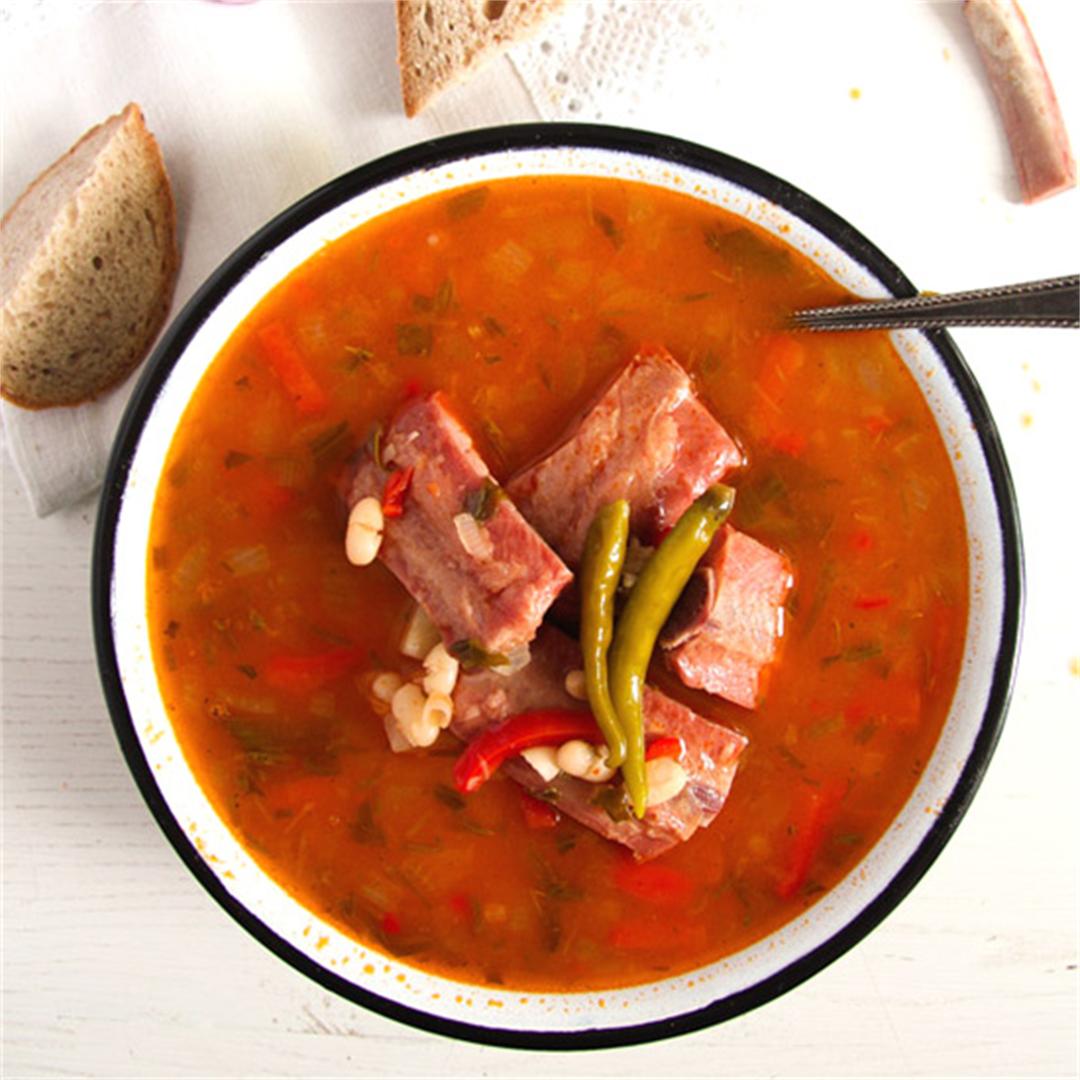 White Bean Soup with Smoked Spare Ribs and Tarragon