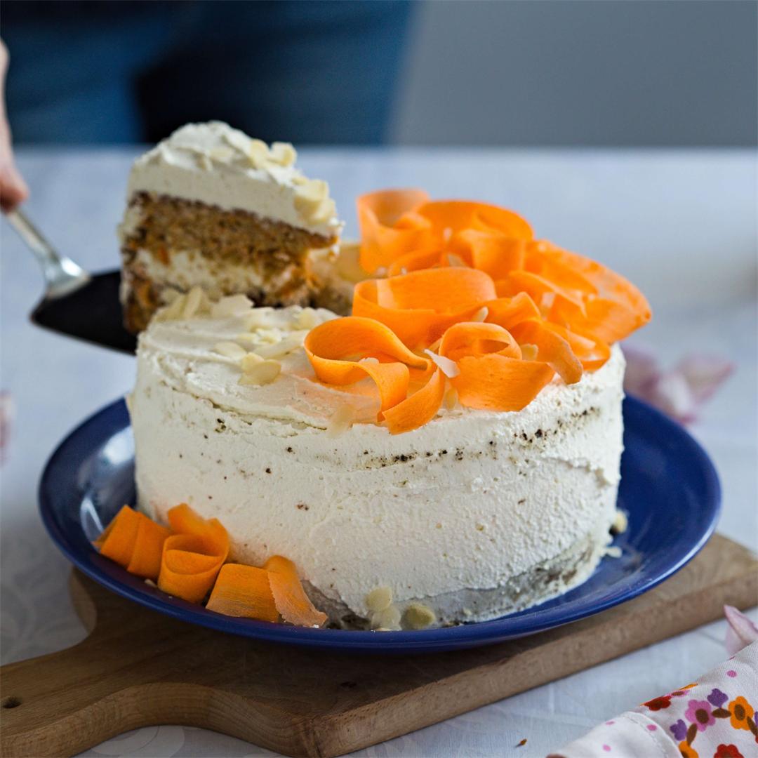 Healthy Carrot Cake with Almonds and Hazelnuts
