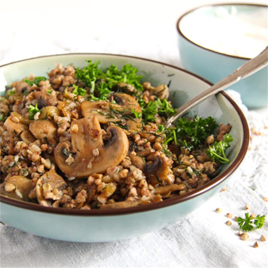 Roasted Buckwheat with Mushrooms and Onions – Polish Kasha