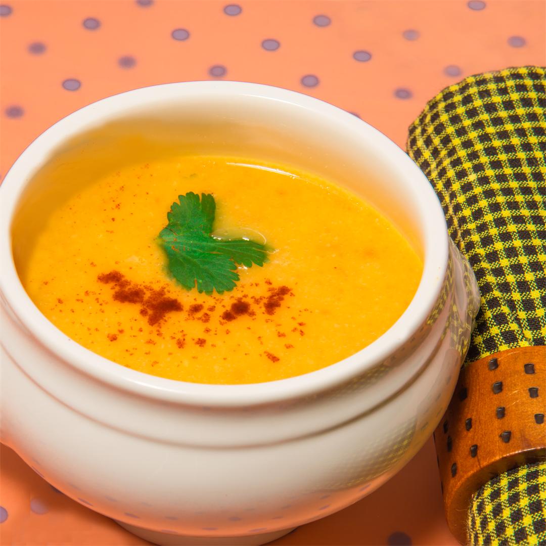 Lemony Carrot and Cauliflower Soup