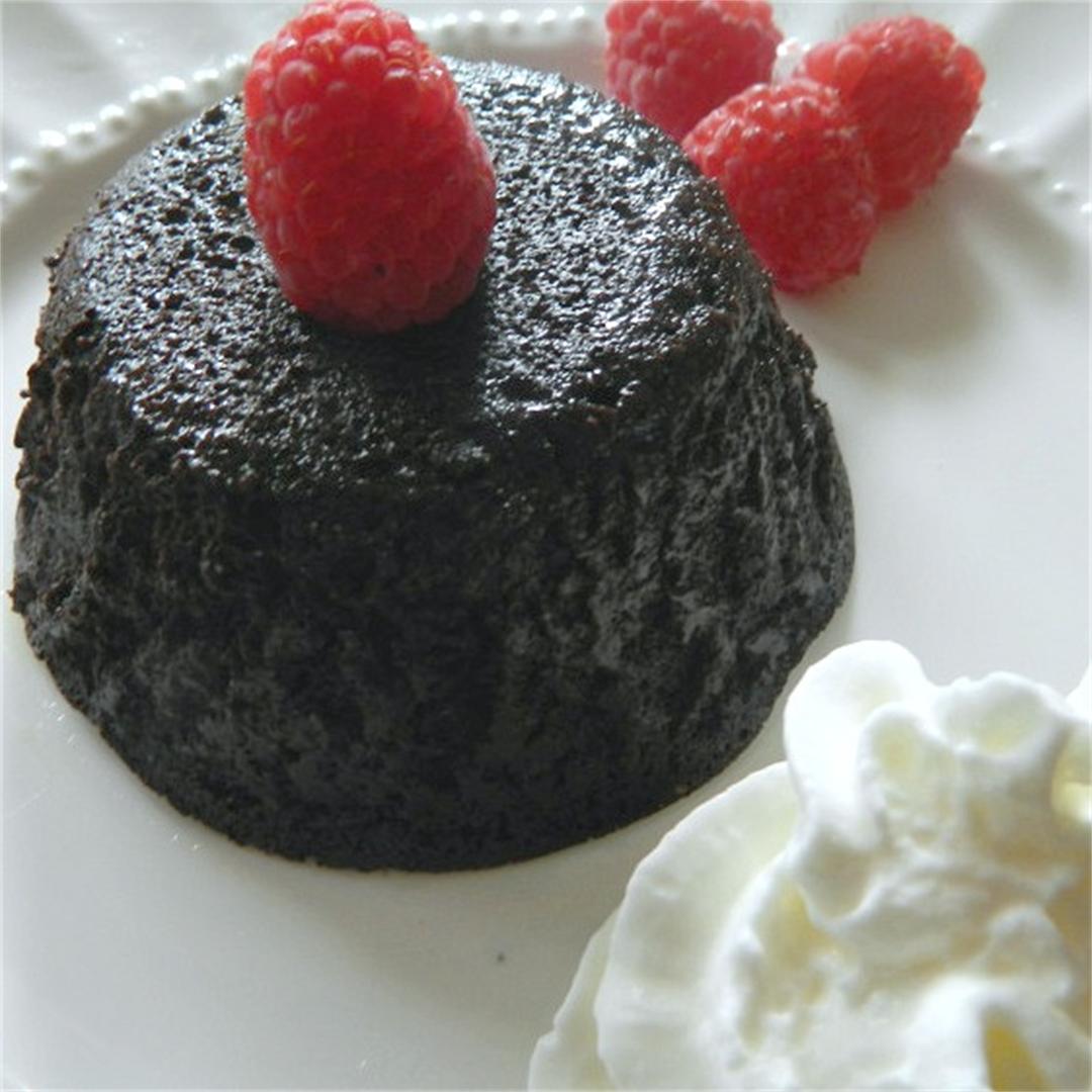 Amazing Flourless Chocolate Molten Cake