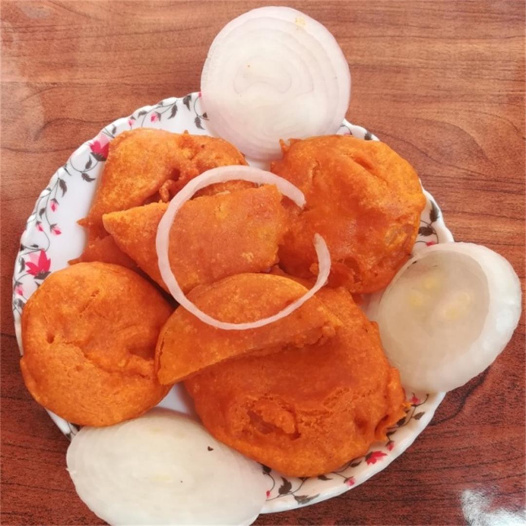 Fritters are one of the best snack that the Indian cuisine has