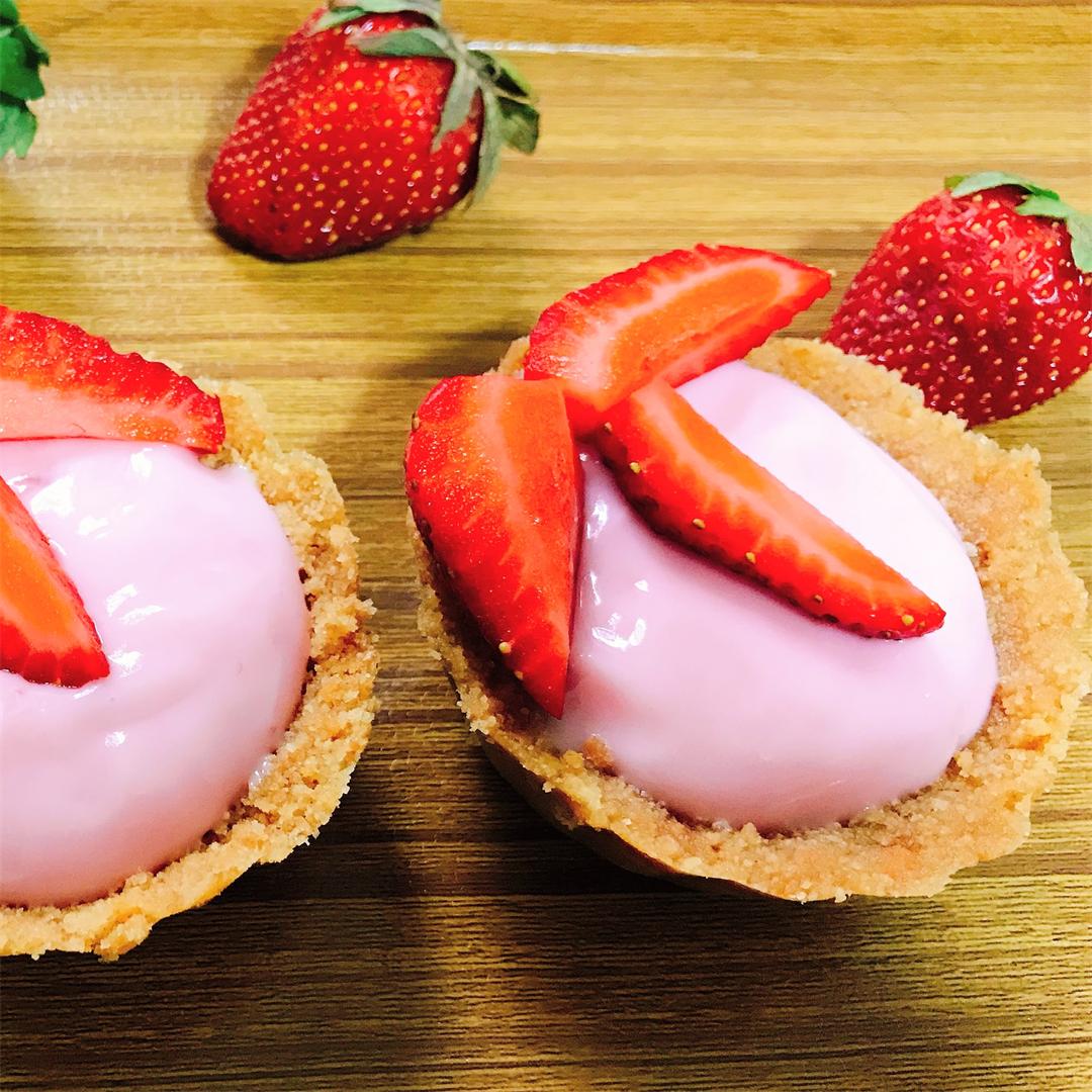 Strawberry Yogurt Tart- No Bake Dessert