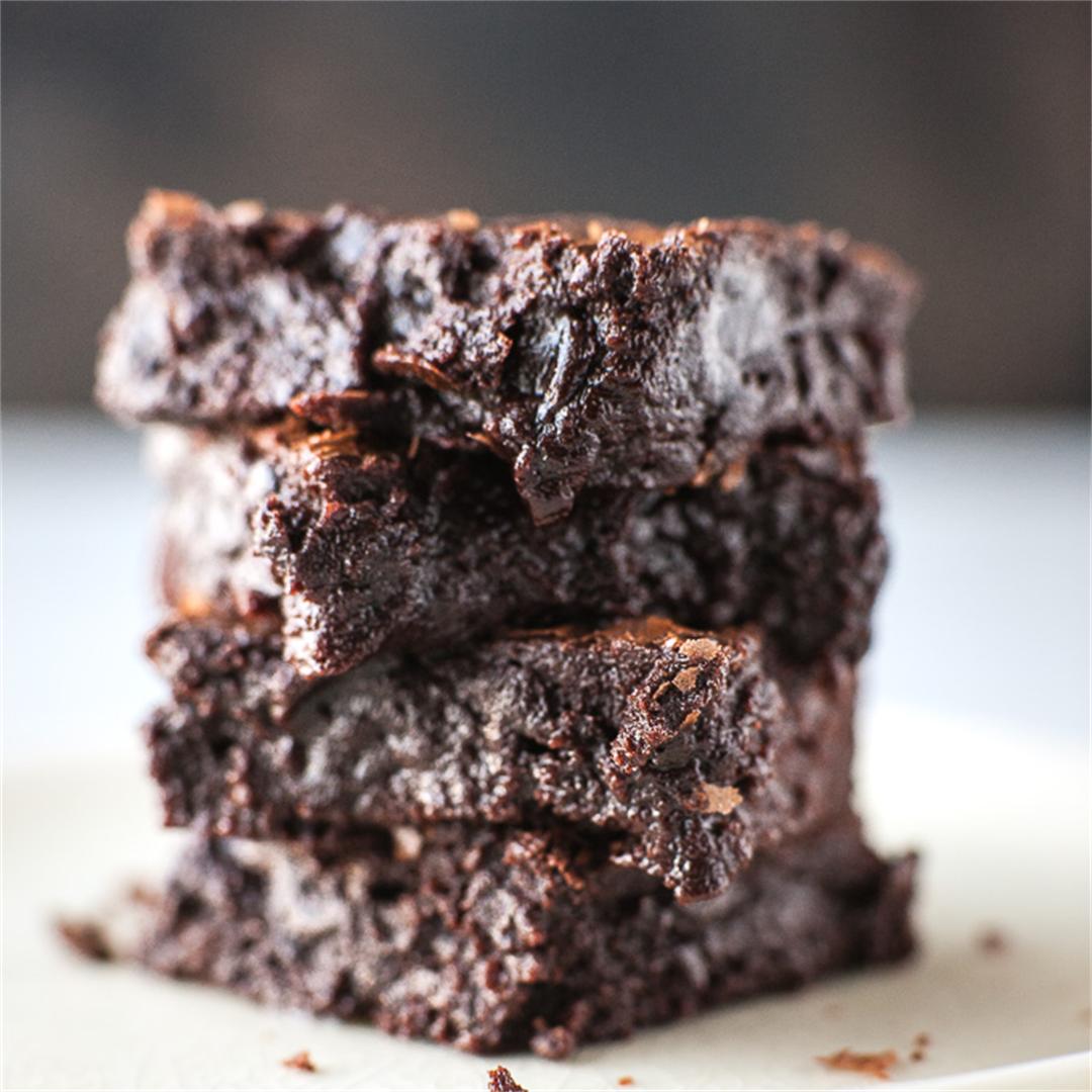 The Best Chewy Fudge Brownies From Scratch