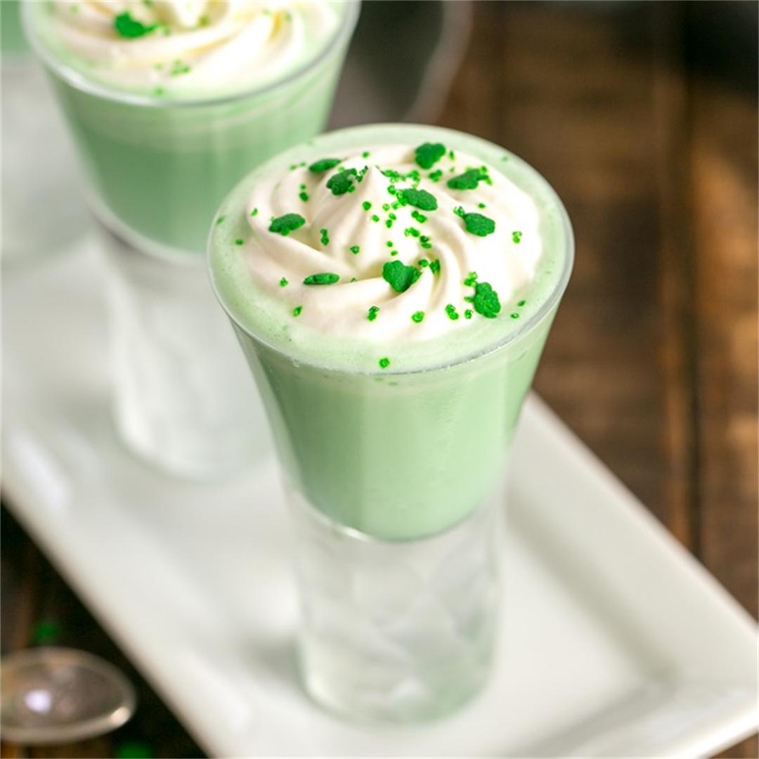 Shamrock Shooters with Creme de Menthe