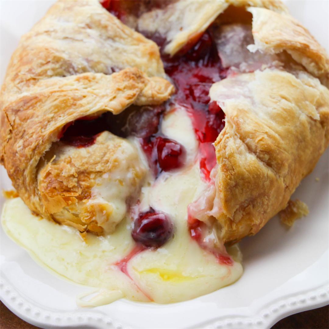 Baked Brie in Pastry