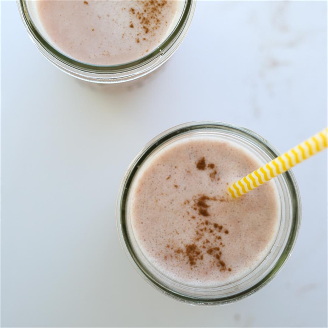Chai almond milk smoothie is gluten-free, vegan, and low carb.