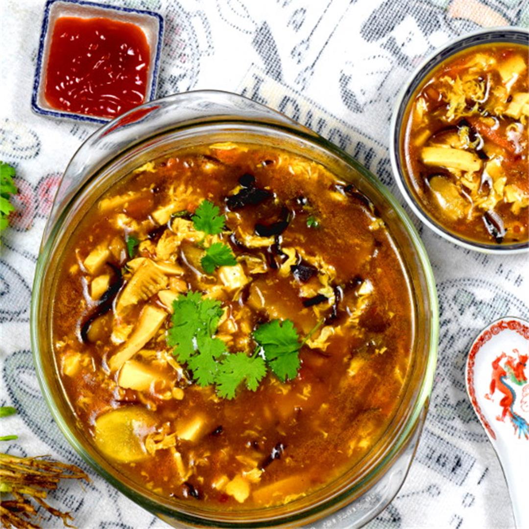 Hot and sour soup 酸辣湯