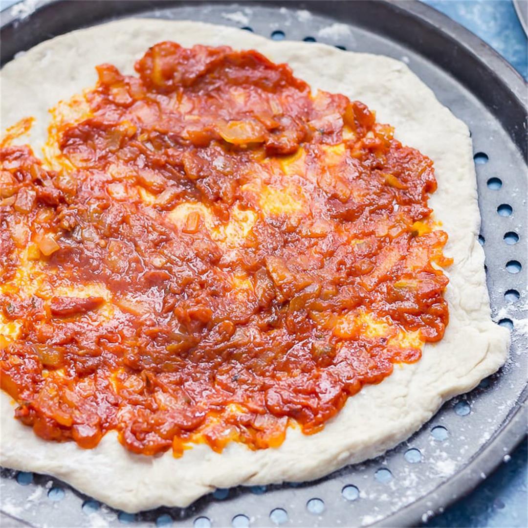 How to Make Pizza Sauce: A Complete Guide