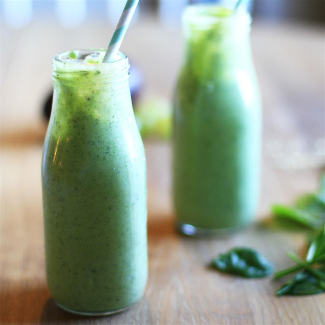 Energizing Green Smoothie with Grapes and Avocado