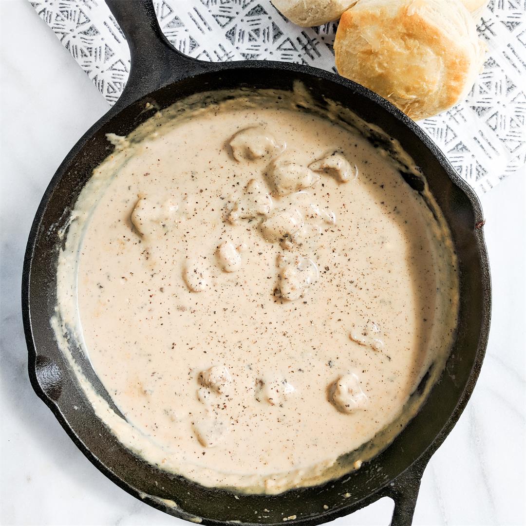 The Best Southern Biscuits and Gravy! Only 5 Ingredients!