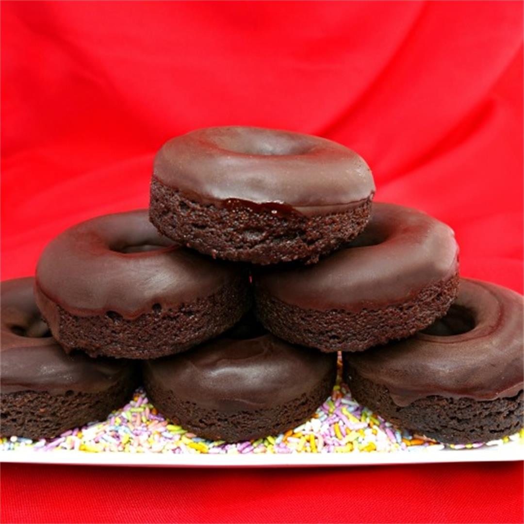 Paleo Chocolate Donuts with Dark Chocolate Icing