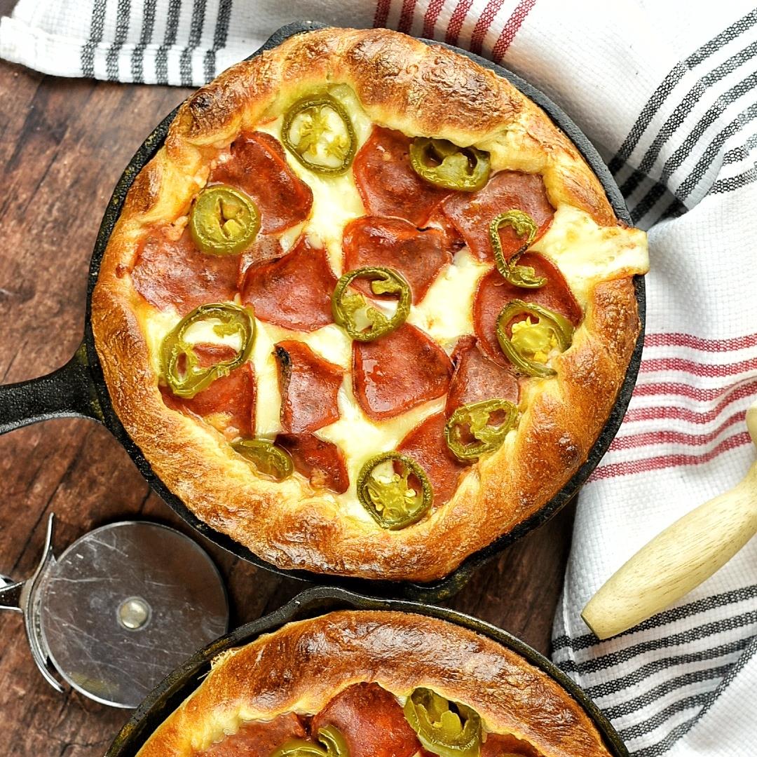 Mini Jalapeño Pepperoni Pizzas