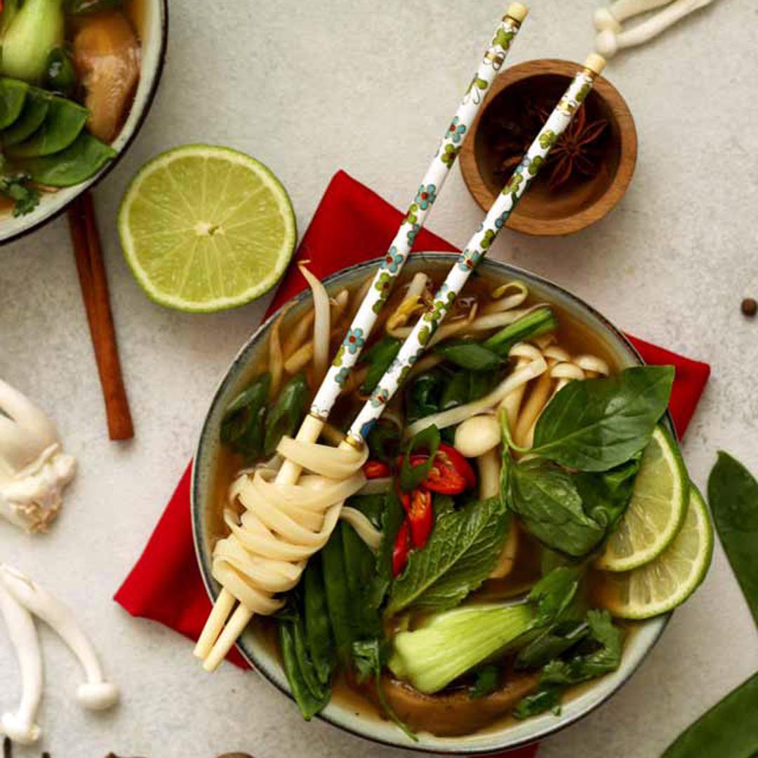 Easy Vegan Pho (Vietnamese Noodle Soup)