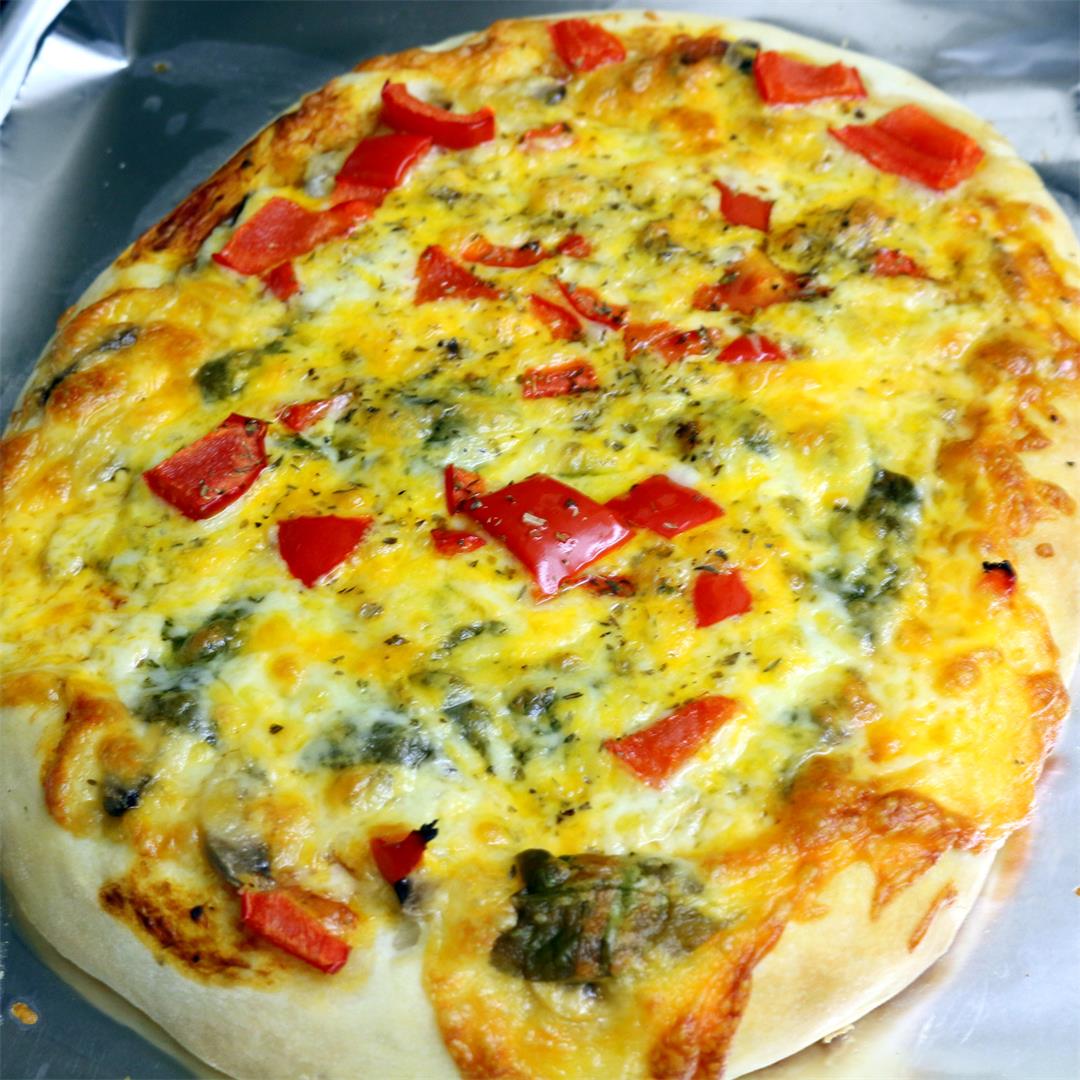 Homemade pizza-the best pizza