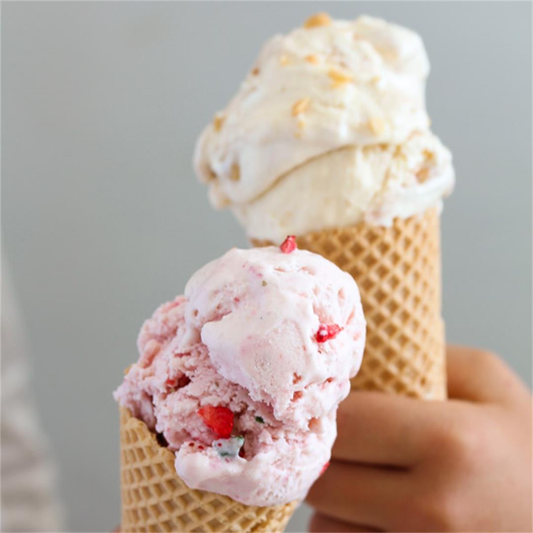 No-Churn Ice Cream – Strawberry and Peanut Butter Ice Cream