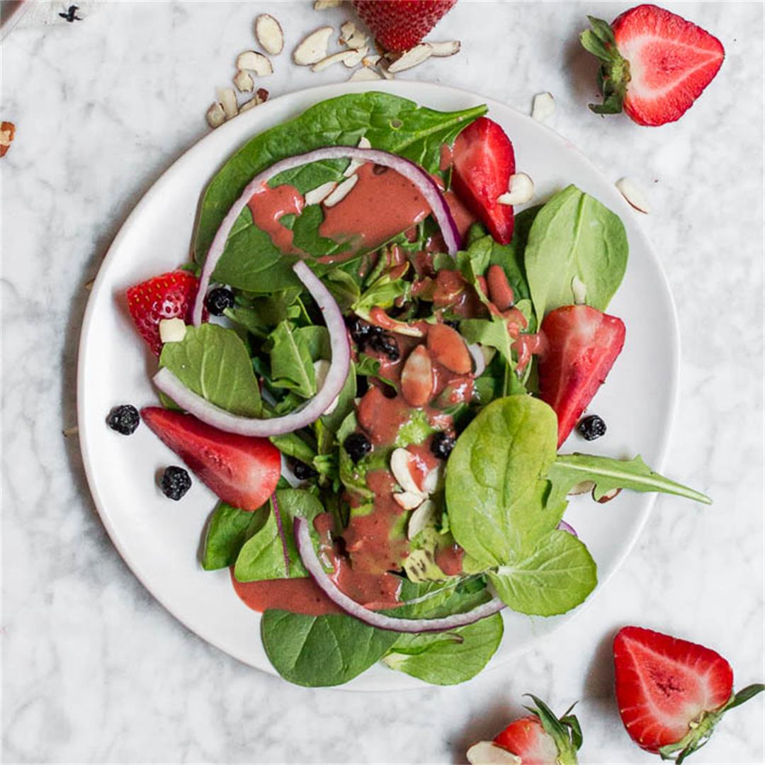 Strawberry Spinach Salad with Strawberry Balsamic Dressing