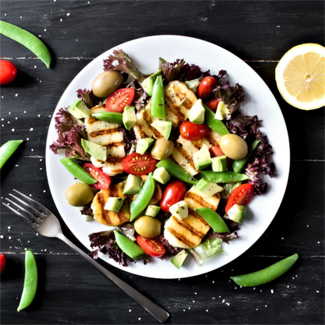 Grilled Halloumi and Avocado Salad (Avocado Salad Recipes)