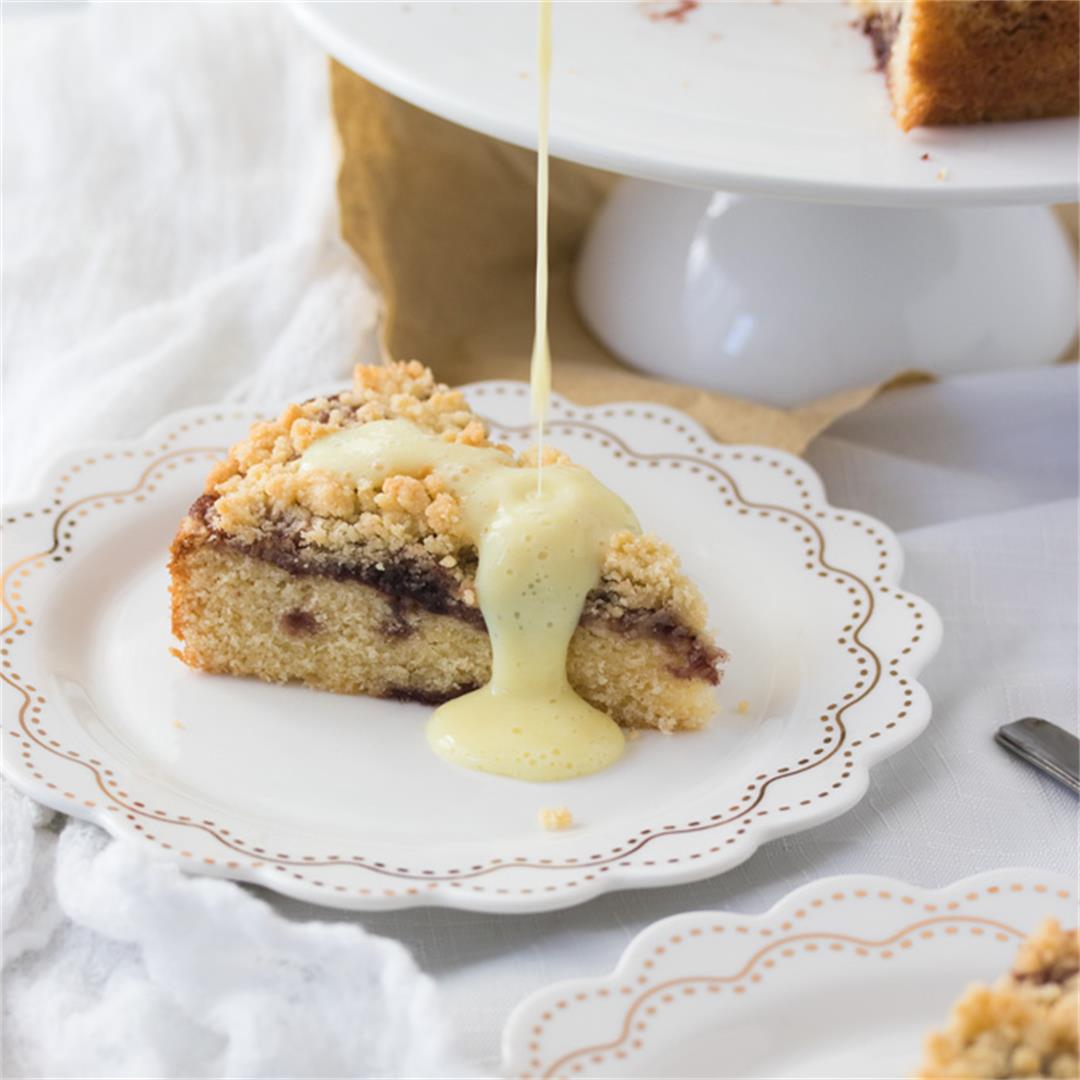 Easy Cherry Cake with Crumble Topping