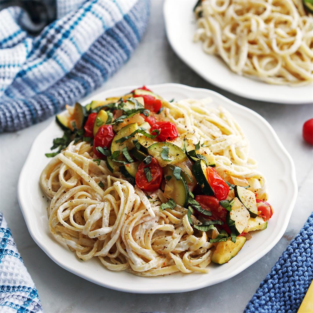 Creamy Goat Cheese Pasta with Zucchini and Tomatoes