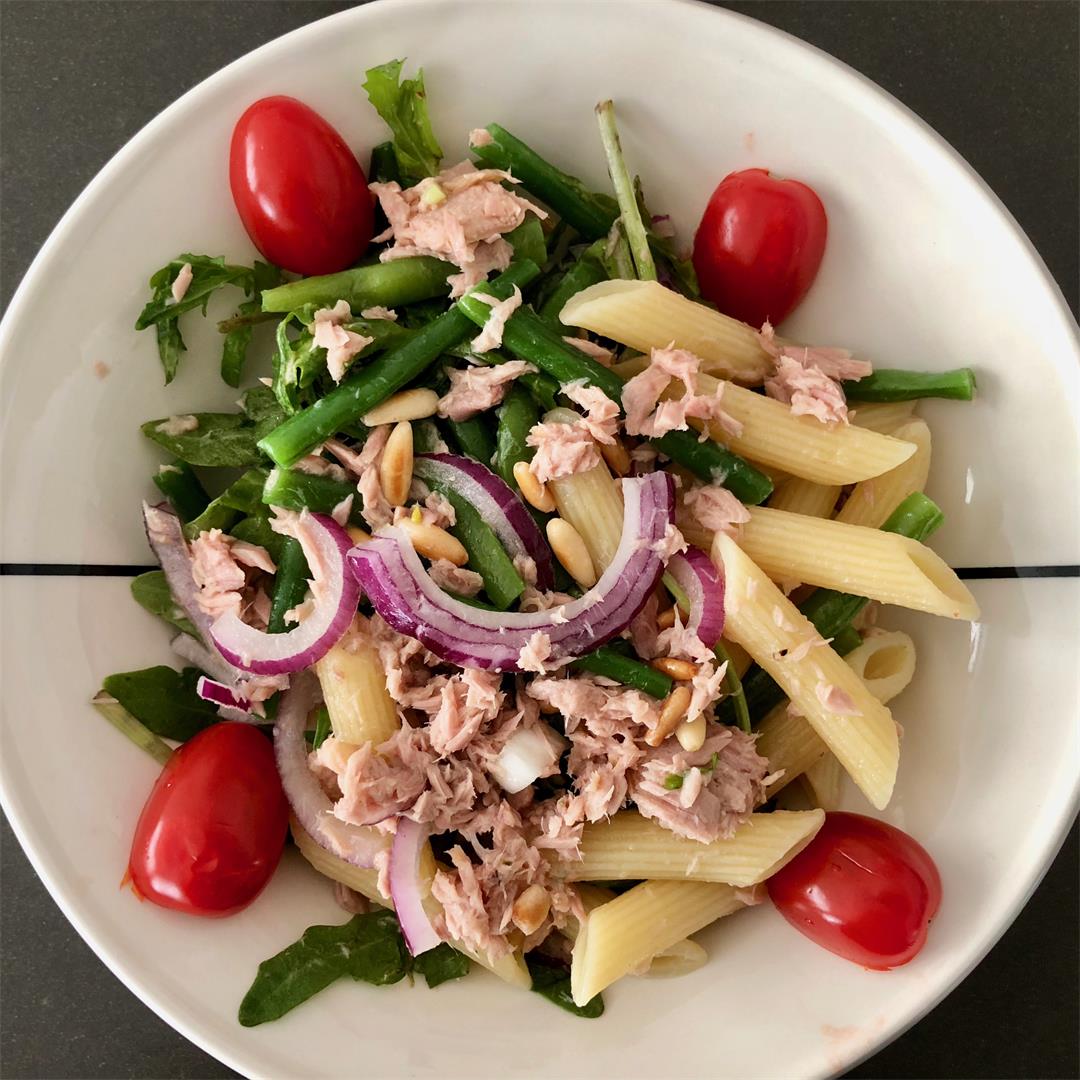summer pasta salad with green beans and tuna