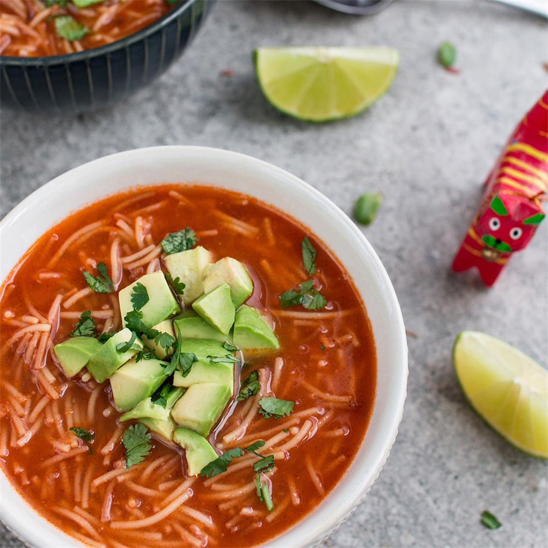 Sopa de fideo – Mexican noodles soup