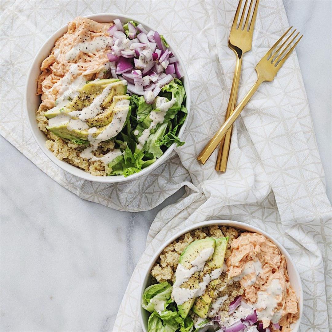 Buffalo Chicken Super Bowls - easy + packed full of superfoods!