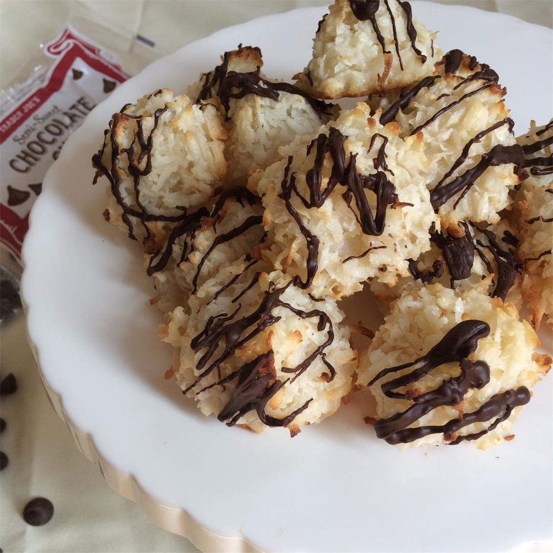 Eggless Coconut Macaroons