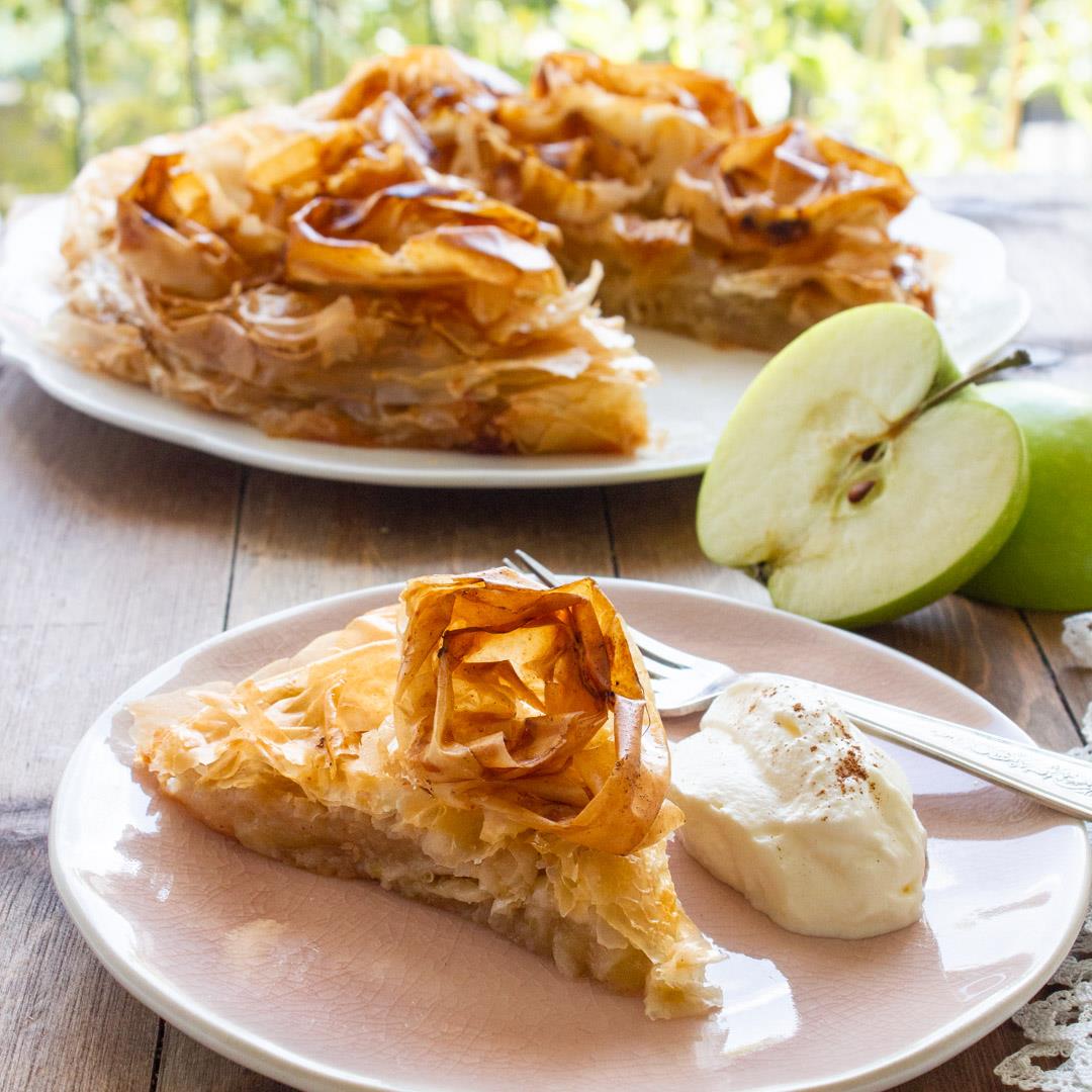 Croustade: Classic French apple pie (includes how to video)