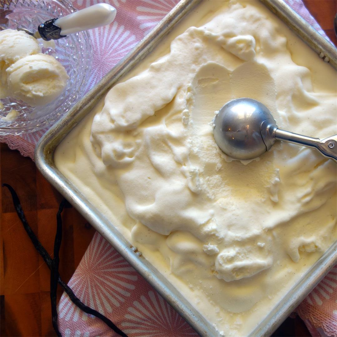 This Vanilla Mascarpone Icecream is perfectly flavoured with ju