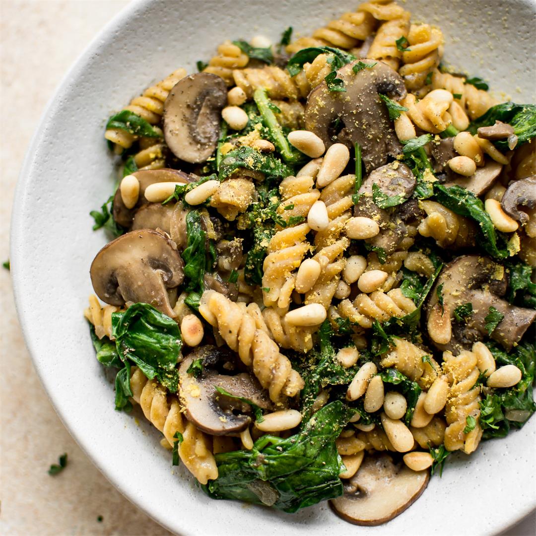Vegan Spinach and Mushroom Pasta