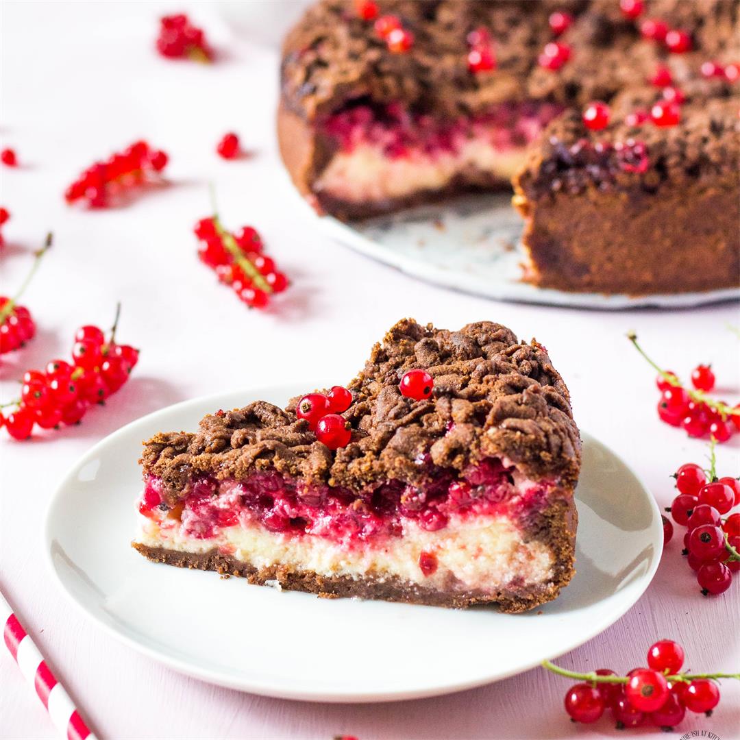 Traditional Red Currant Cream Cheese Crumble Cake