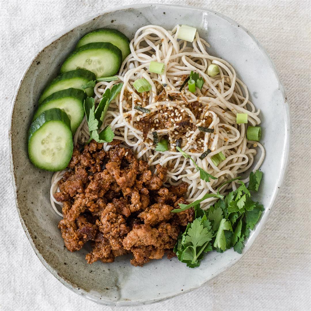 BBQ Minced Chicken with Garlic Soba Noodles