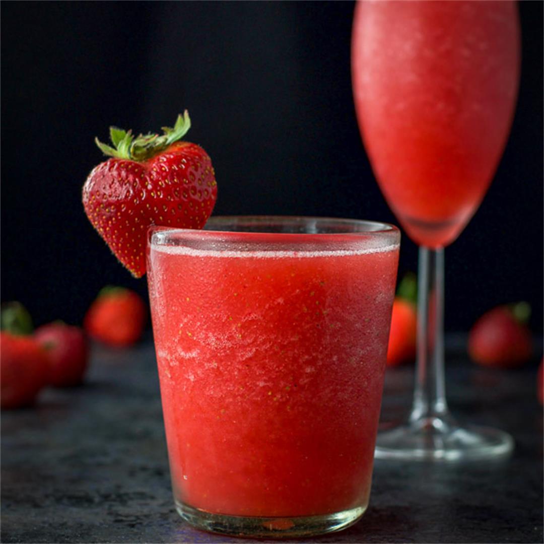Strawberry Frose Cocktail