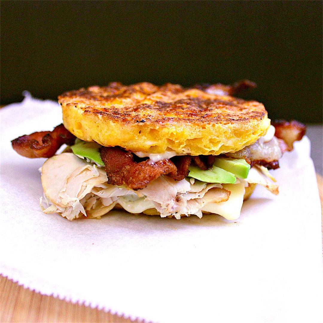 Low Carb Sandwich with Turkey, Bacon, Cheddar and Avocado