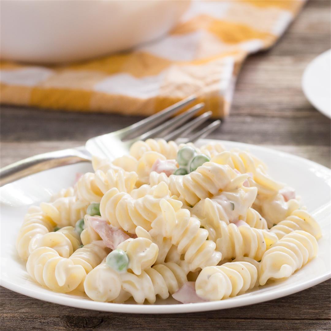 Buttermilk Ranch Pasta Salad with ham and Peas