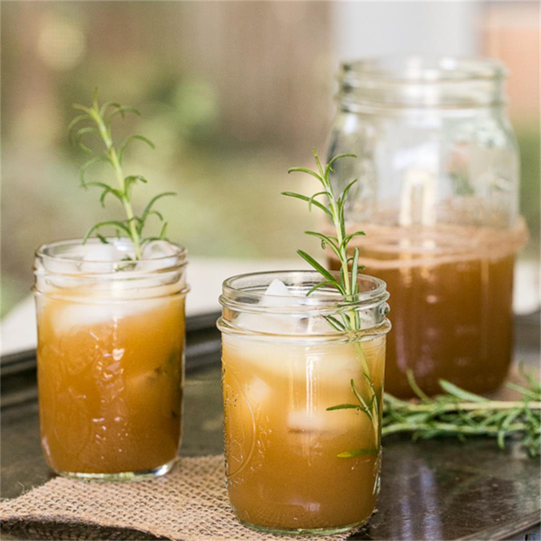 Apple Rosemary Whiskey Cocktail