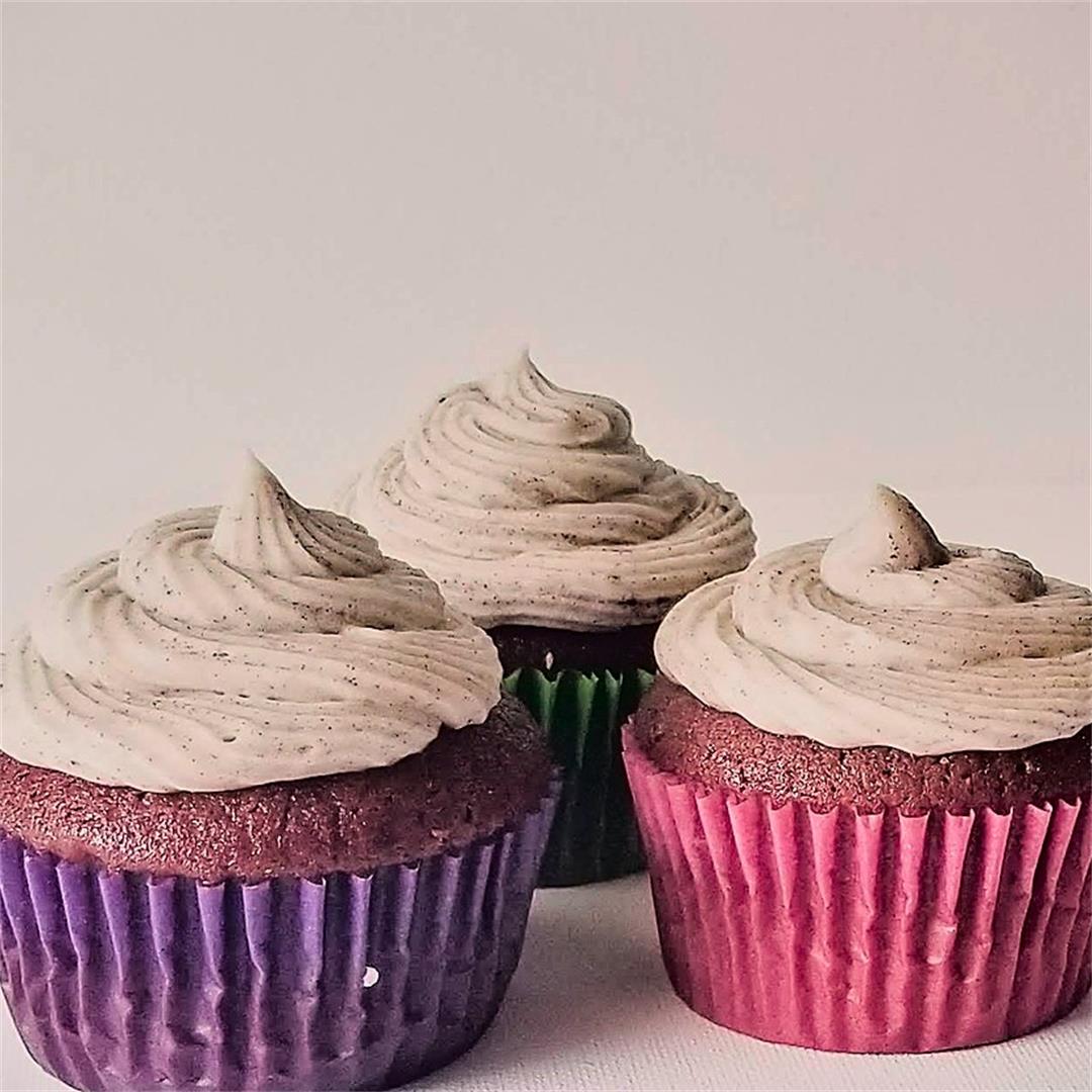 Red Velvet Cupcakes with Cookies and Cream Buttercream