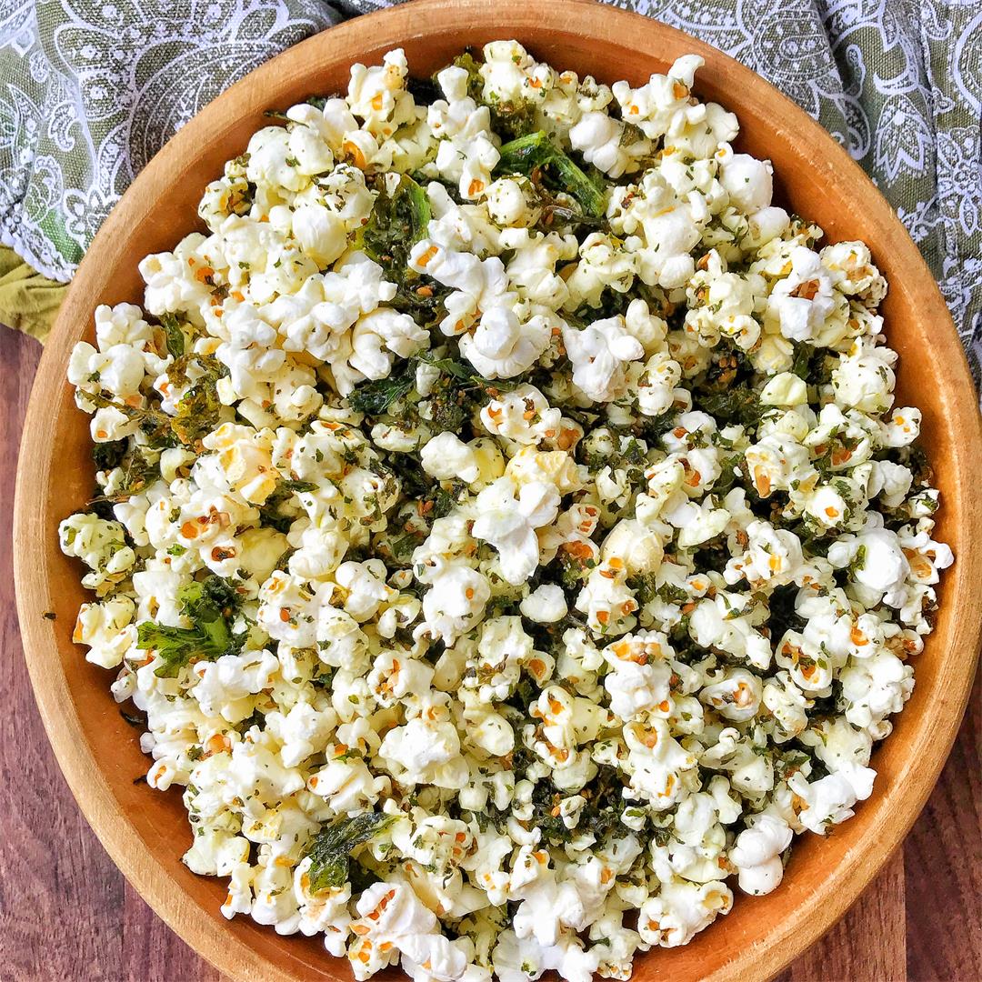 Crispy Kale Popcorn