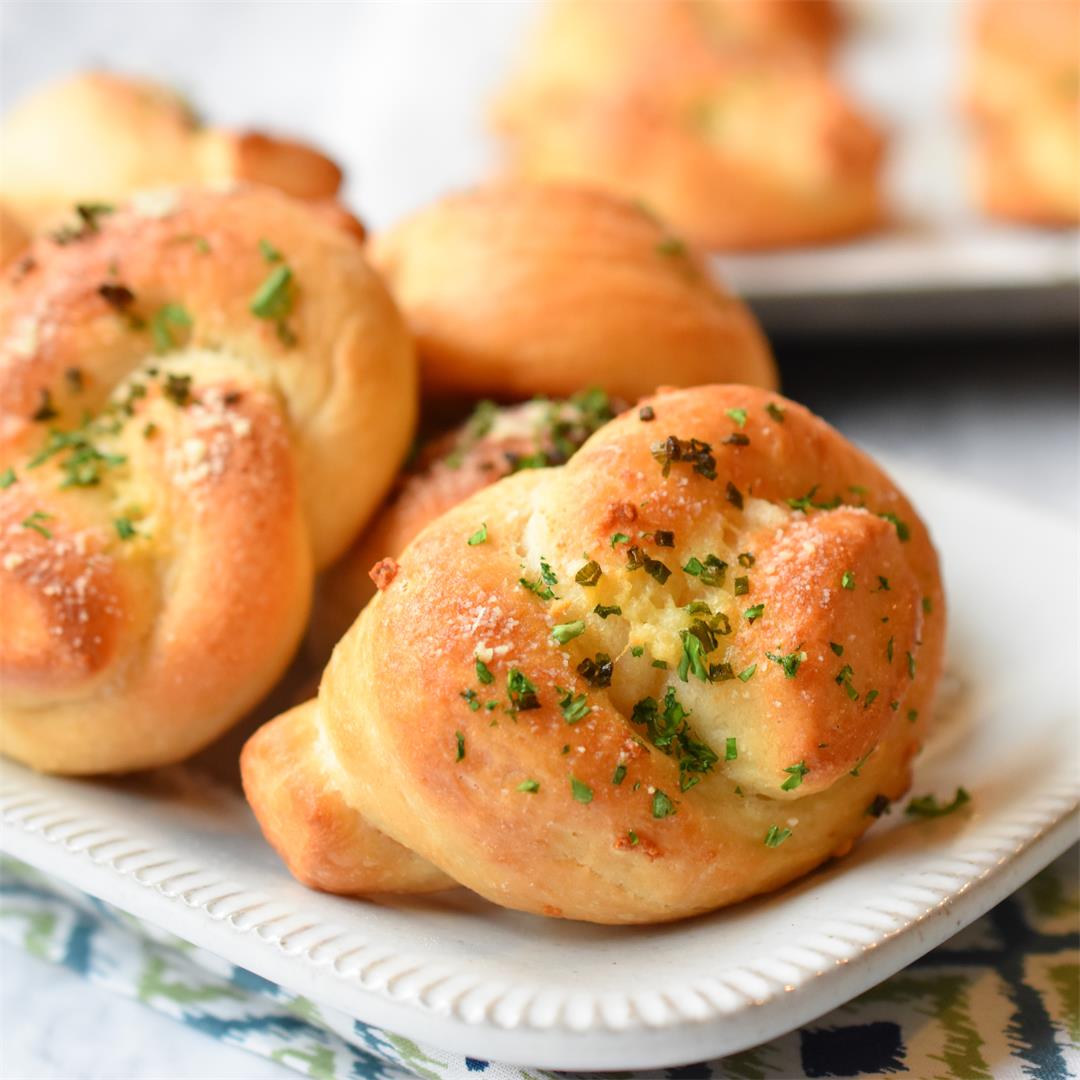 Garlic Parmesan Bread Knots - No need to knead!