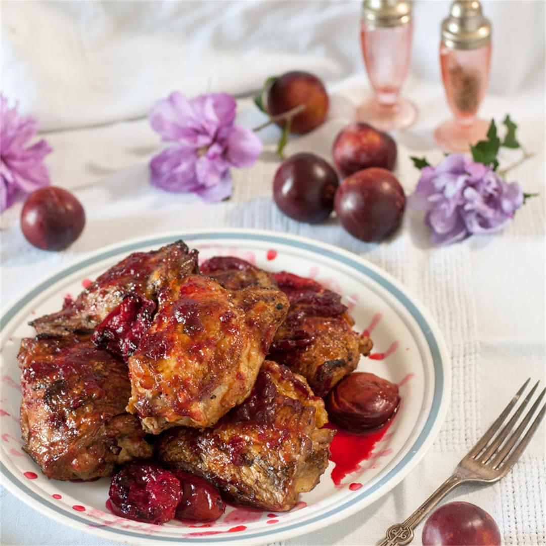 Chicken with Plum Sauce and Grilled Plums