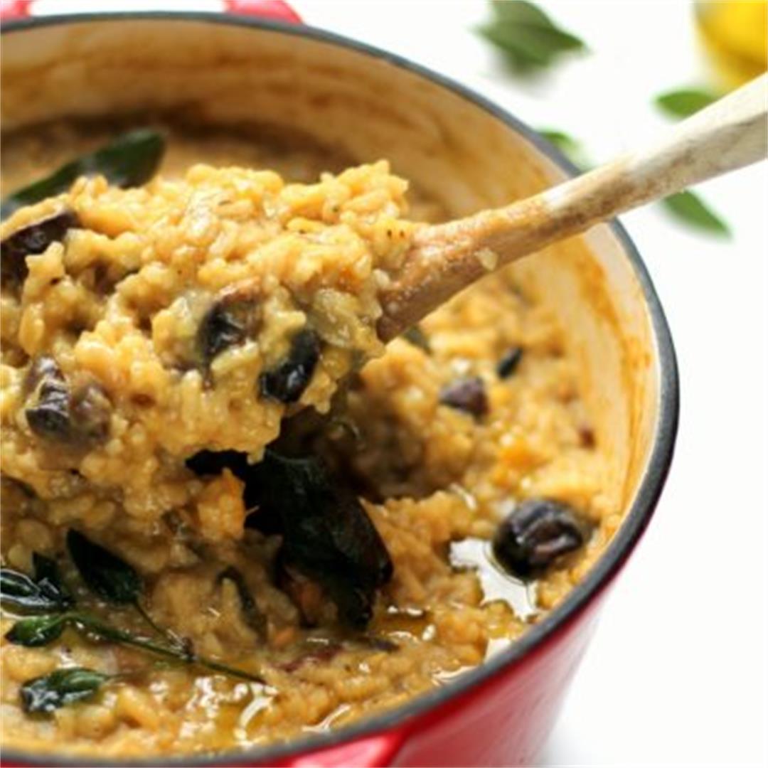 Autumn Baked Risotto with Squash, Mushrooms and Sage