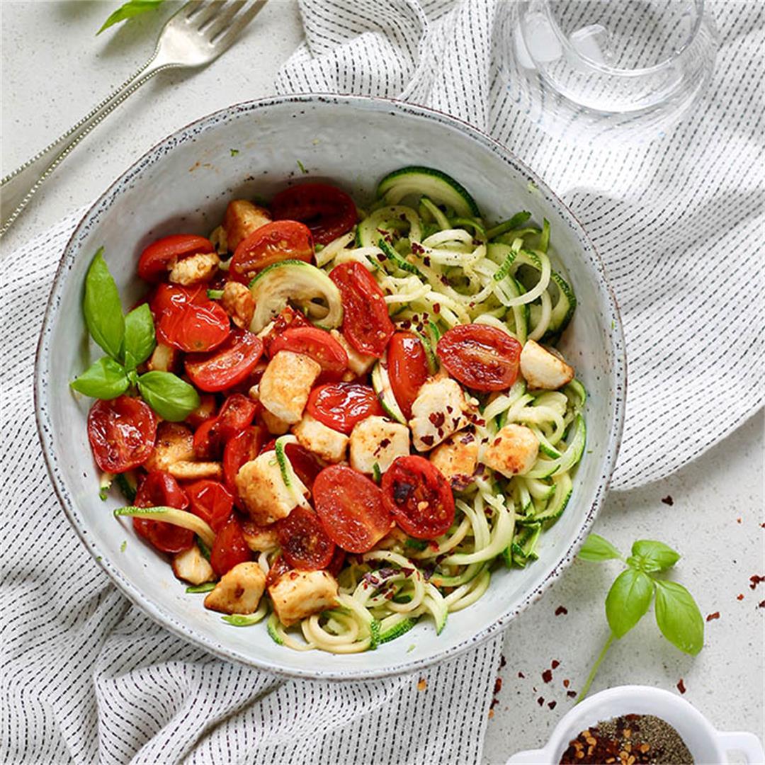 Warm Zucchini Noodle Salad with Fried Halloumi and Tomatoes