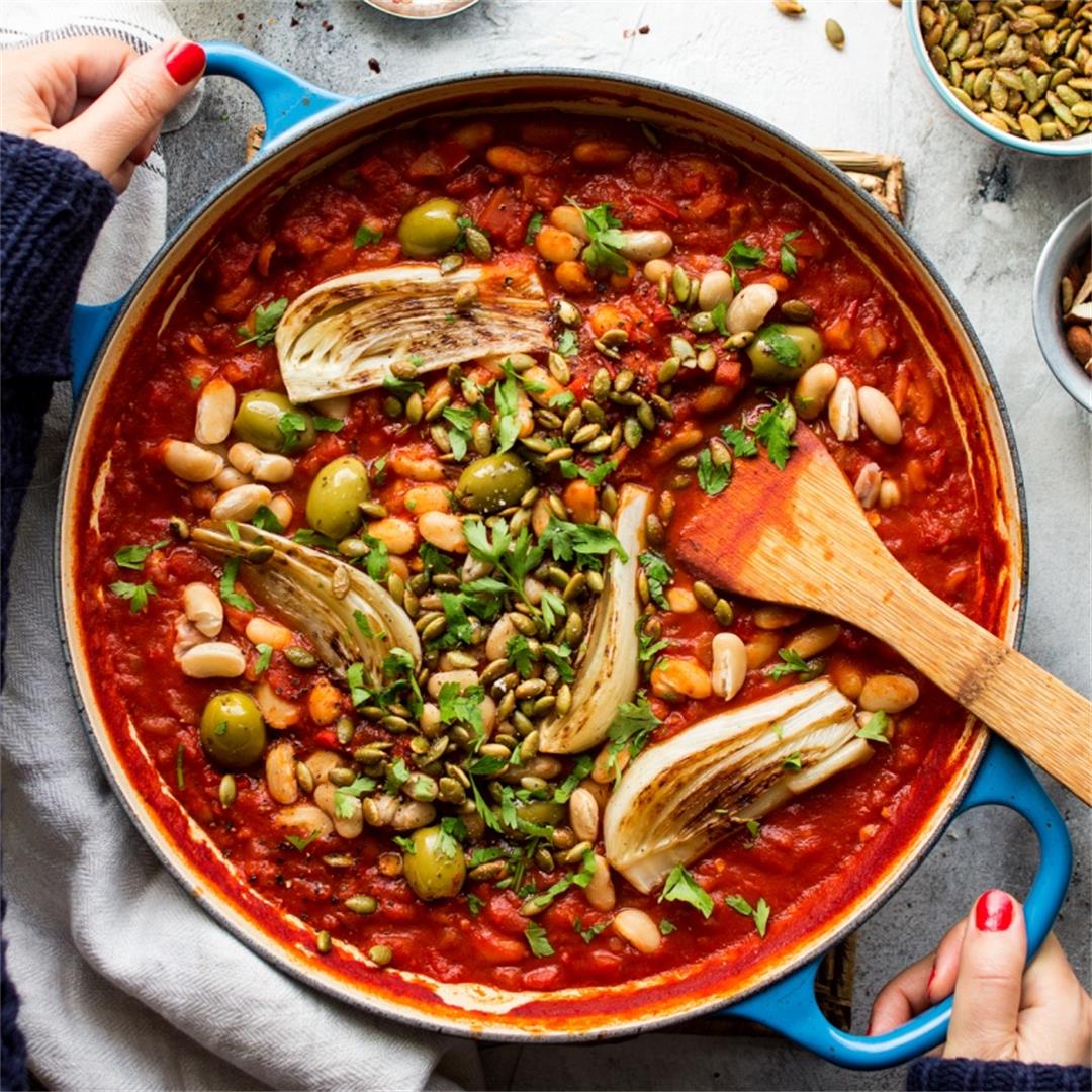 Vegan bean stew with fennel