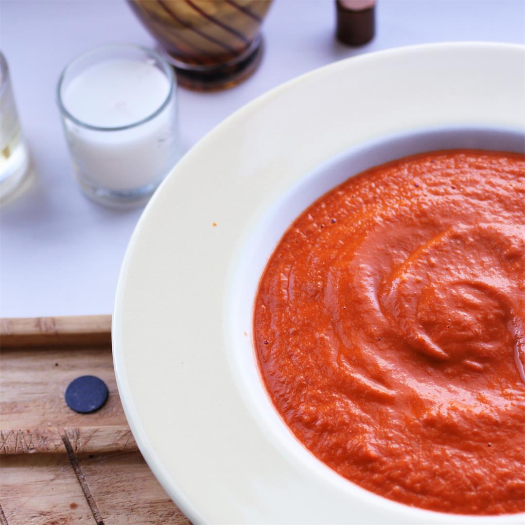 Tomato Roasted Garlic Soup (Vegan, GF)
