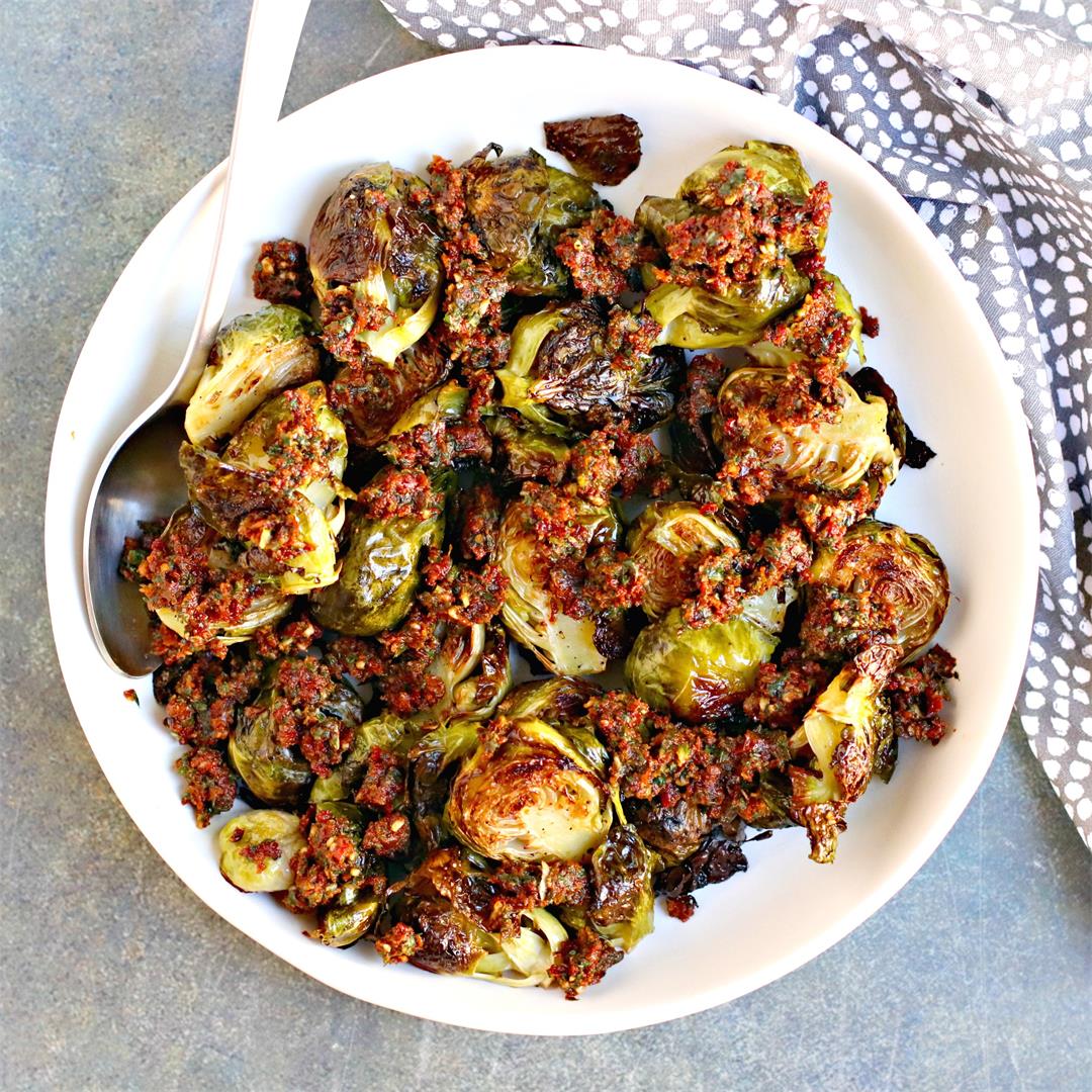 Pesto Brussels Sprouts with Sun-Dried Tomatoes