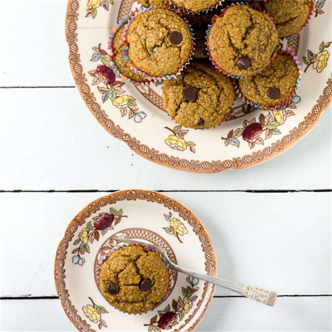 Healthy Pumpkin Muffins with Oats and Chocolate Chips