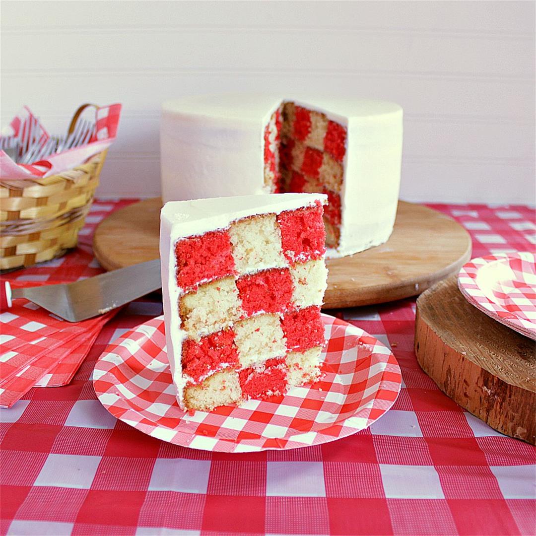 Super Cool Picnic Party Cake