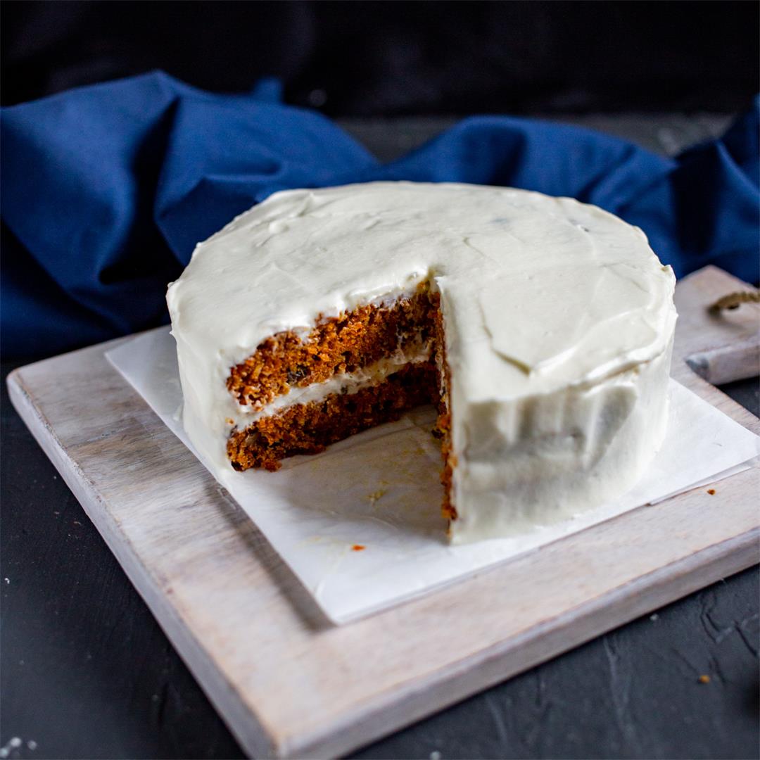 Mini Carrot Cake with Whipped Cream Cheese Frosting
