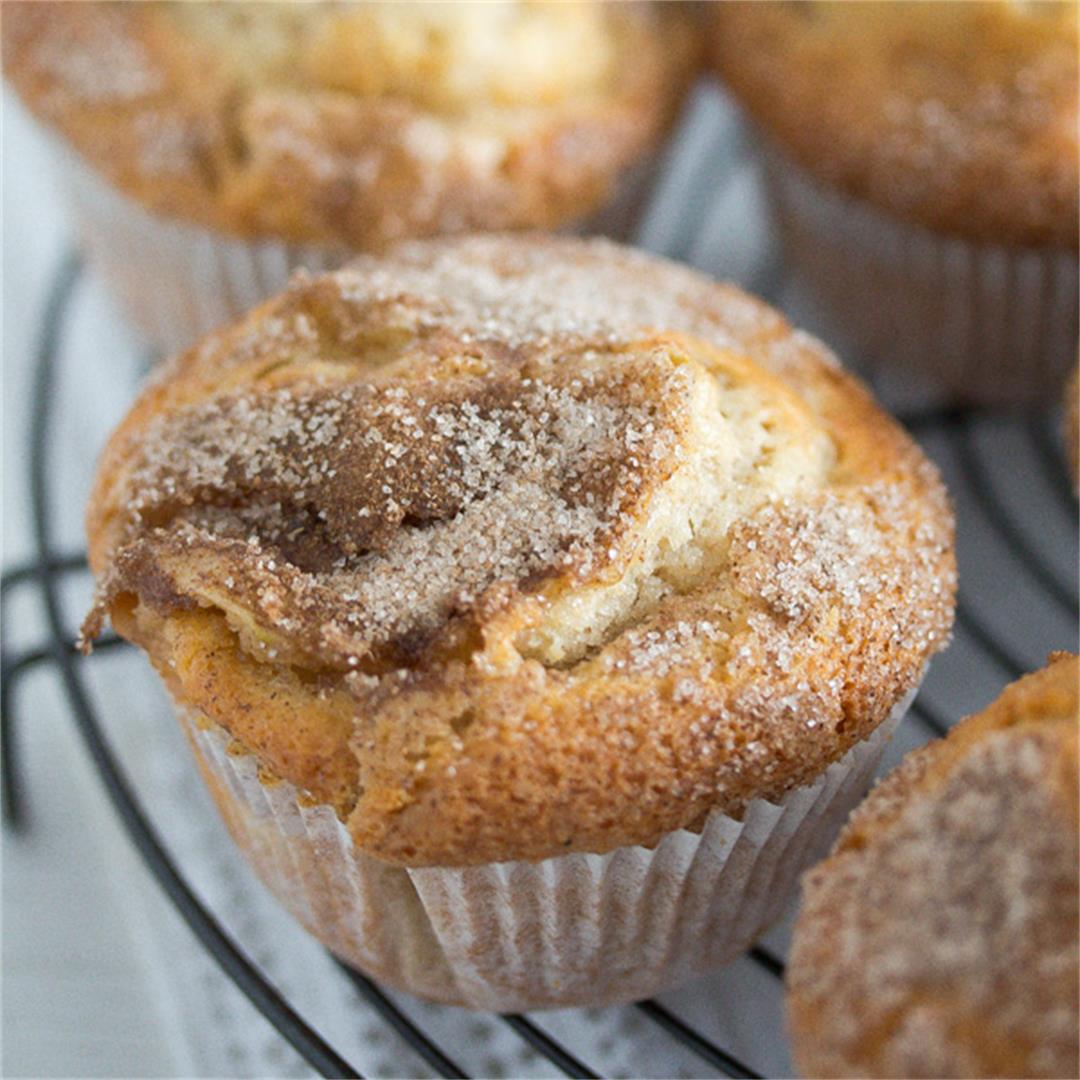 Easy Apple Cinnamon Muffin Recipe – Apple Muffins with Oil